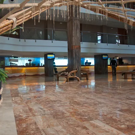 World Polynesia Benalmádena