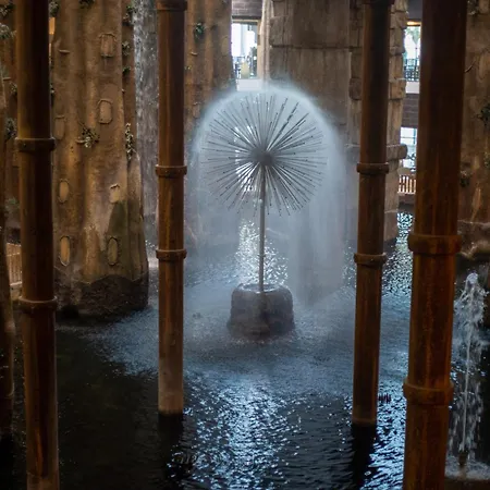 World Polynesia Hotel 4*