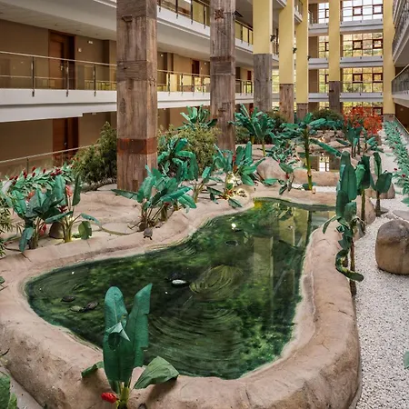World Polynesia, Affiliated By Melia Otel Benalmádena