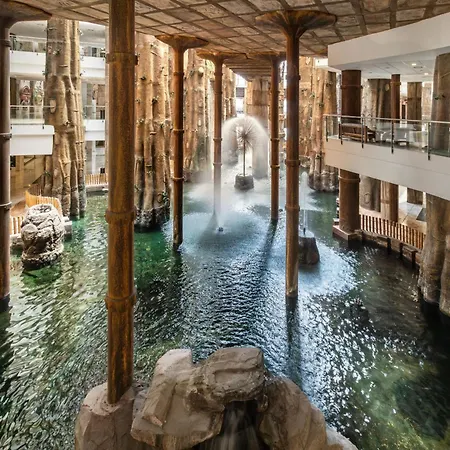 World Polynesia, Affiliated By Melia Hotel 4*