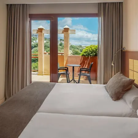 World Polynesia, Affiliated By Melia Hotel 4*