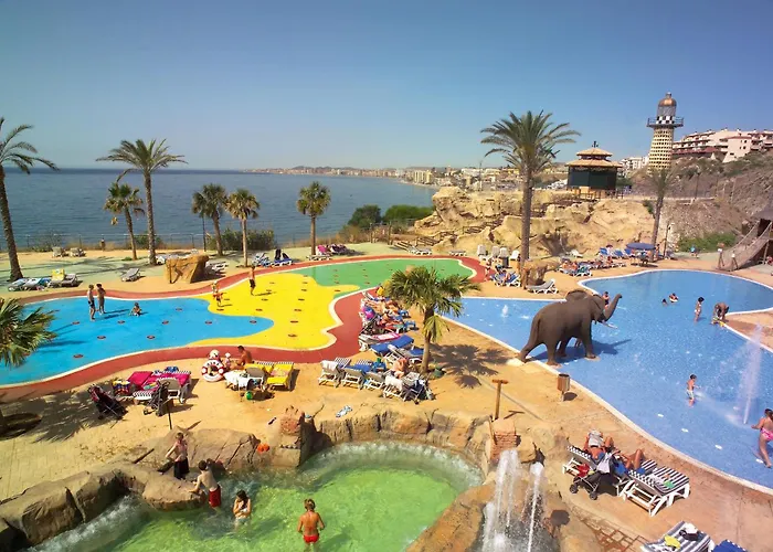 Отель World Polynesia Бенальмадена