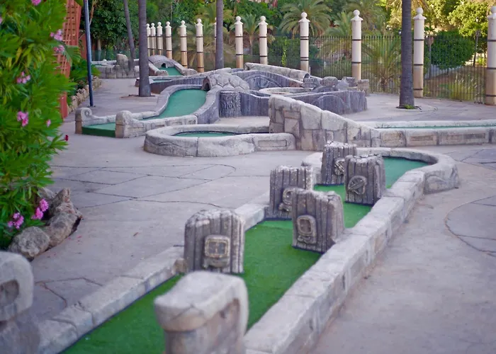 World Polynesia Бенальмадена