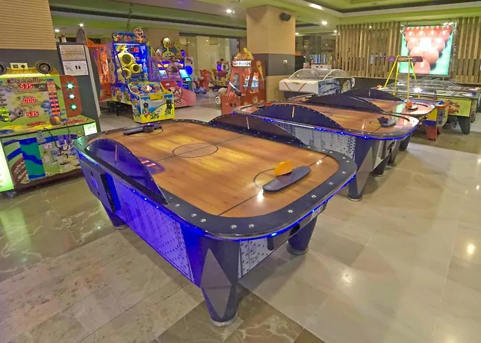 Отель World Polynesia Бенальмадена