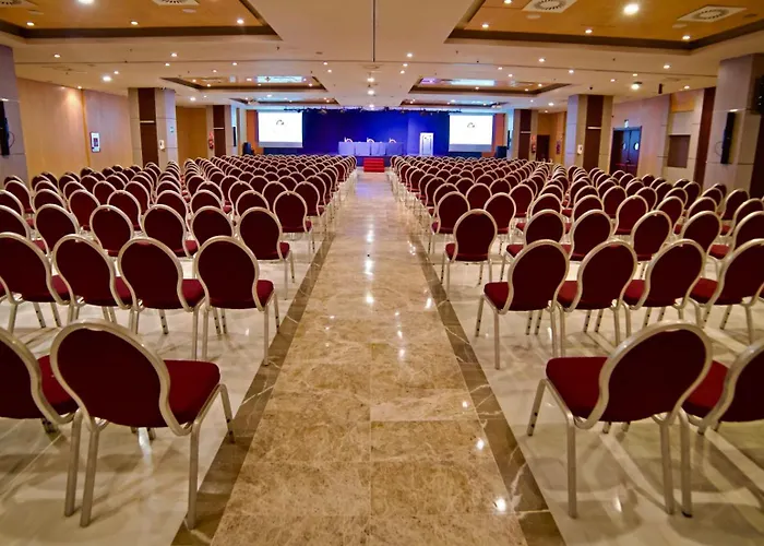 World Polynesia Отель