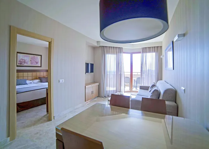 酒店 World Polynesia Affiliated By Melia 4*