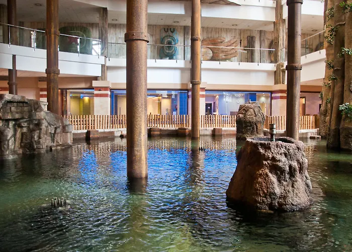 World Polynesia Hotel 4*